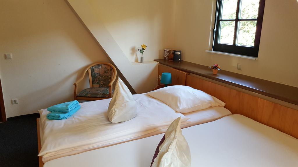 Altes Bierhaus Hotell Arzbach Exteriör bild