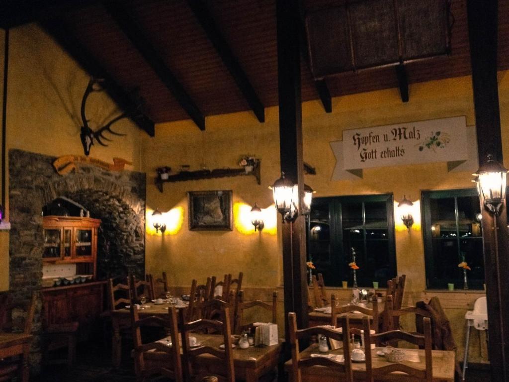 Altes Bierhaus Hotell Arzbach Exteriör bild